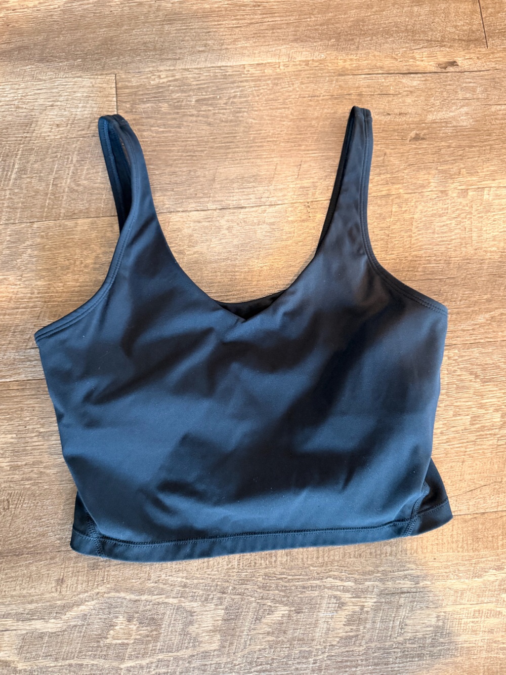 Women’s Black Crop Tank Top - Sleek Everyday Crop